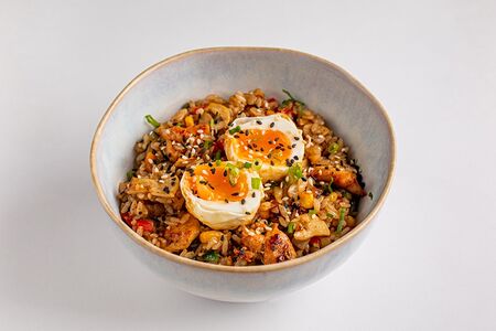 Жареный рис скурицей терияки