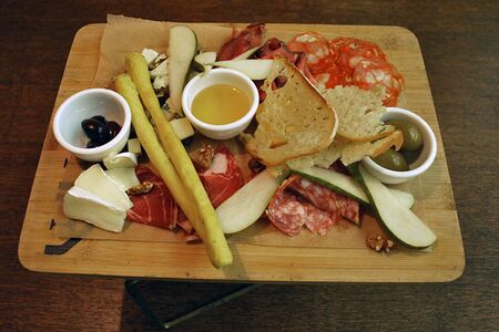 Антипасти на компанию