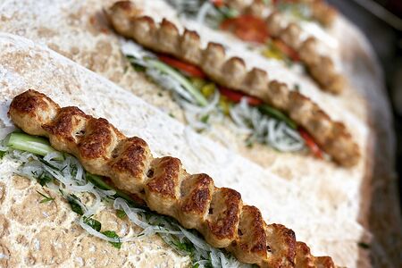 Люля-кебаб из баранины в лаваше