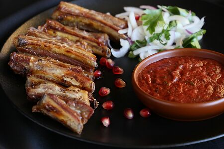 Шашлык из бараньих ребер