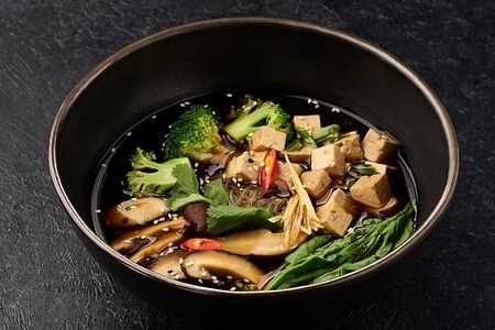 Вегетарианский рамен с Тофу