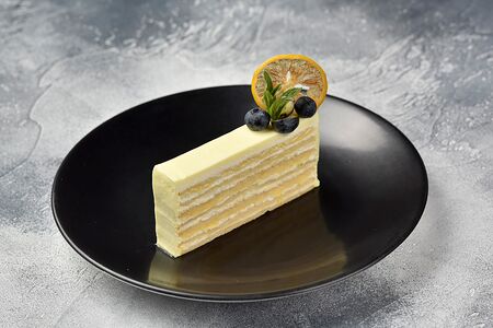 Медовик лимонно-имбирный