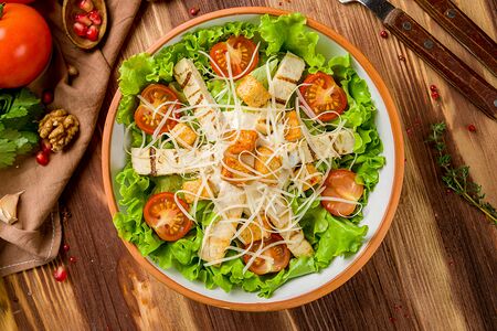 Цезарь с курицей