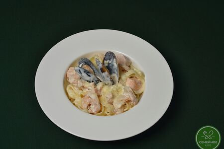 Феттуччине с морепродуктами