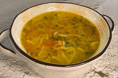 Куриная лапша с перепелиным яйцом