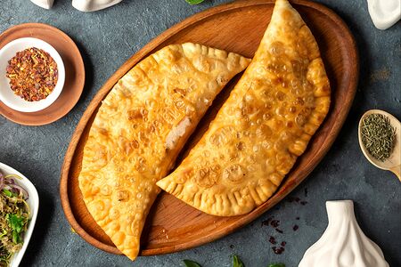 Чебурек с говядиной