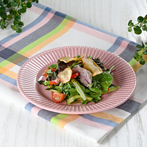 Салат с говядиной и красной фасолью