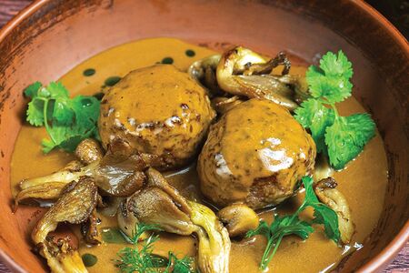 Говяжьи котлеты с грибным соусом