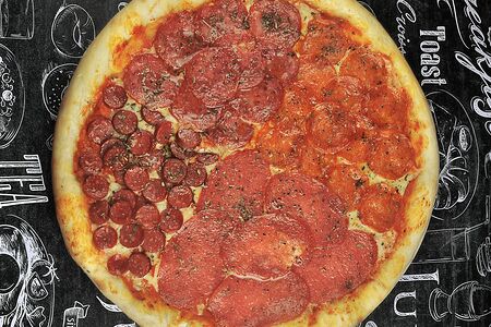 Пицца 4 салями, 40 см