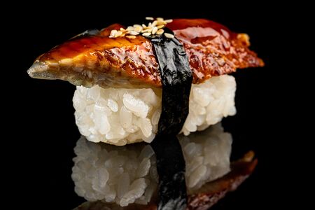 Унаги с угрем