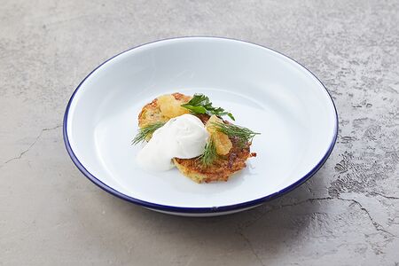 Драники со сметаной