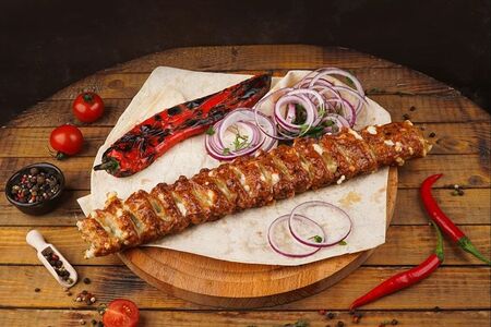 Люля-кебаб из курицы с сыром моцарелла