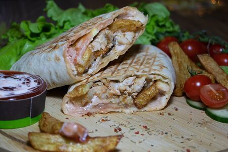 Шаурма с картошкой фри