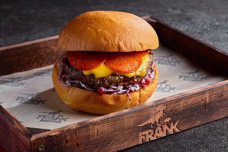 Бургер с олениной