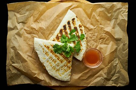 Кесадилья с курицей