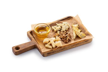 Сыр в ассортименте