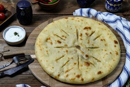 Осетинский пирог Фыдджын с индейкой