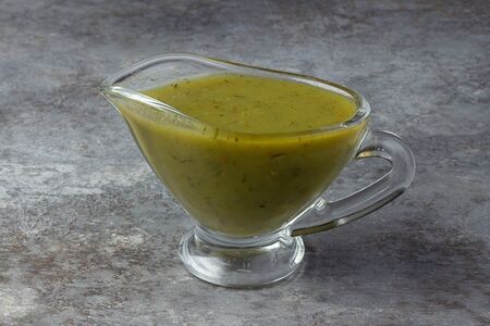 Ткемали красный