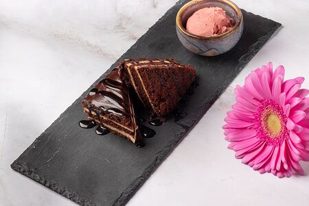 Шоколадный торт