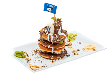 Панкейки с нутеллой и мороженым