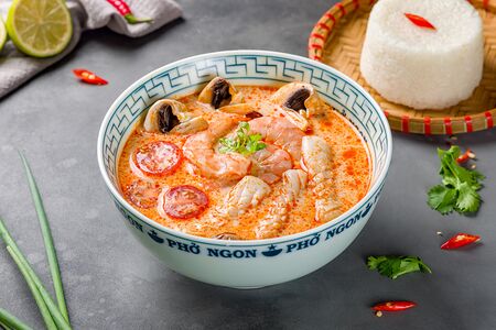 Ми Хай Сан Том Ям