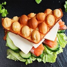 Гонконгская вафля с семгой