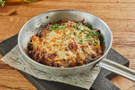 Бефстроганов с картофелем