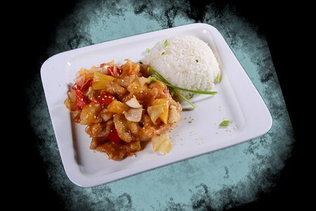 Свинина в кисло сладком соусе