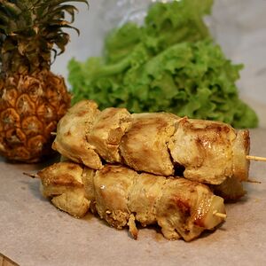 Курица с ананасами