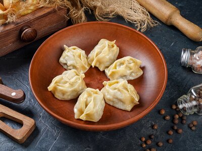 Манты с рубленой говядиной
