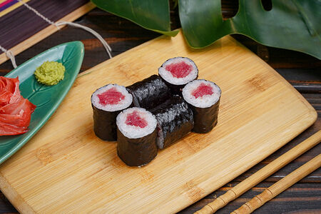 Мини-ролл с тунцом