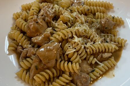 Фузилли с цыпленком