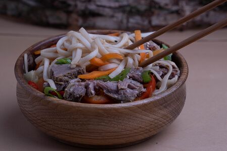 Вок с говядиной