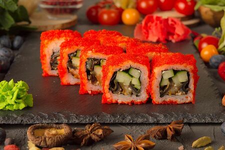 Калифорния с угрем