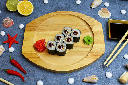 Мини-ролл с угрём