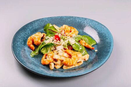 Салат с морепродуктами