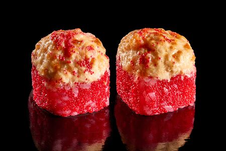 Запеченный ролл с креветкой