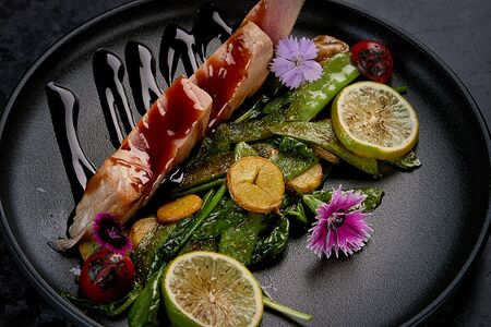 Стейк из тунца