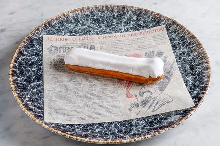 Эклер ванильный