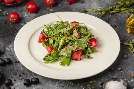 Салат Руккола с языком