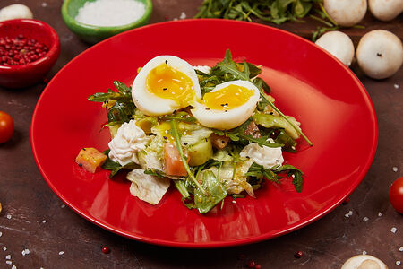 Amore море с лососем и авокадо