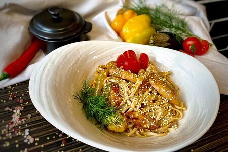 Удон с куриным филе