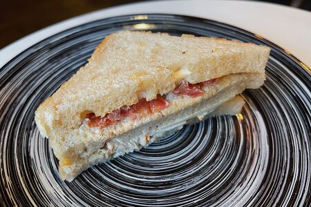 Клаб сэндвич цезарь