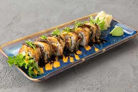 Ролл с угрем