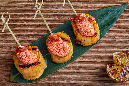 Гребешок c шисо и ментайко