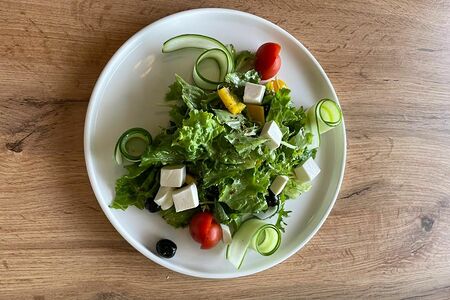 Салат греческий