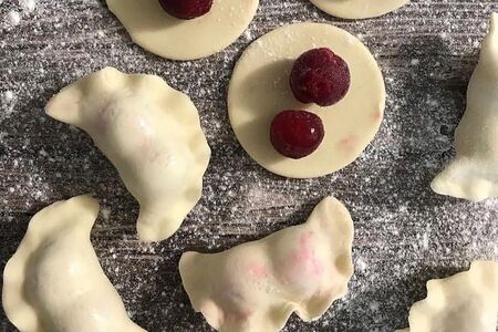 Вареники с вишней