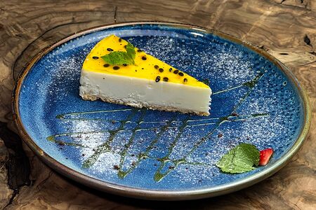 Чизкейк Манго-маракуйя