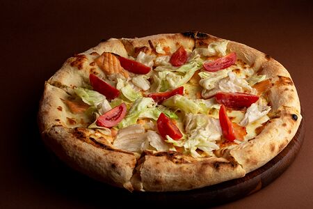 Пицца Цезарь с семгой