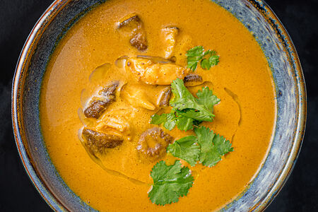 Том ям с креветками